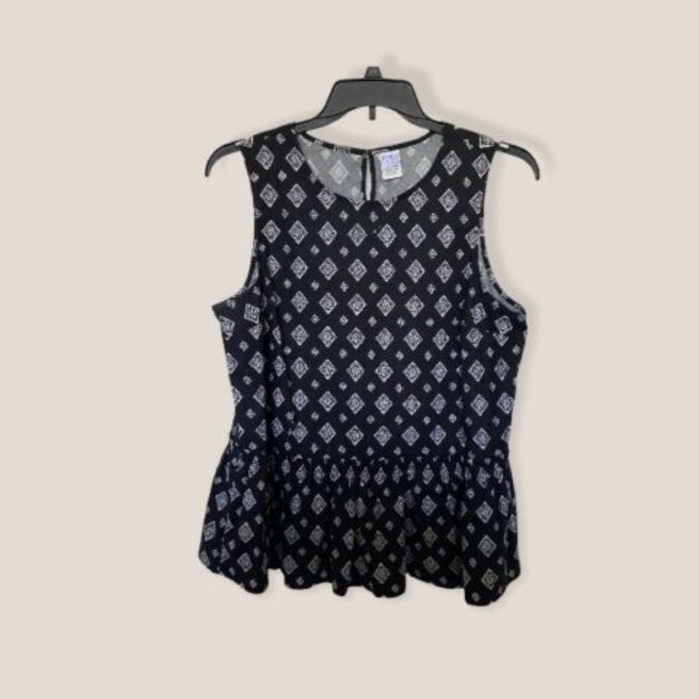 Time and Tru Women's Large Black White Peplum Diamond Print Sleeveless Blouse